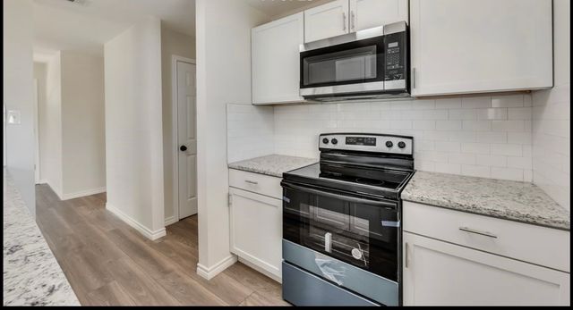 17235 Lake Ray Hubbard Drive, Forney, TX 75126