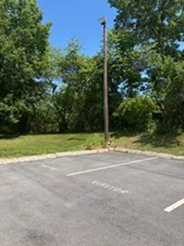 10 Zabriskie Dr E, Newburyport, MA 01950