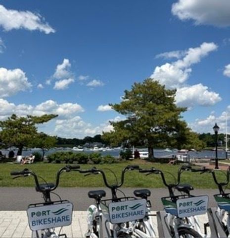 10 Zabriskie Dr E, Newburyport, MA 01950