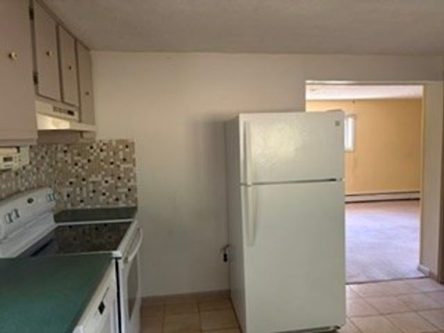 10 Zabriskie Dr E, Newburyport, MA 01950