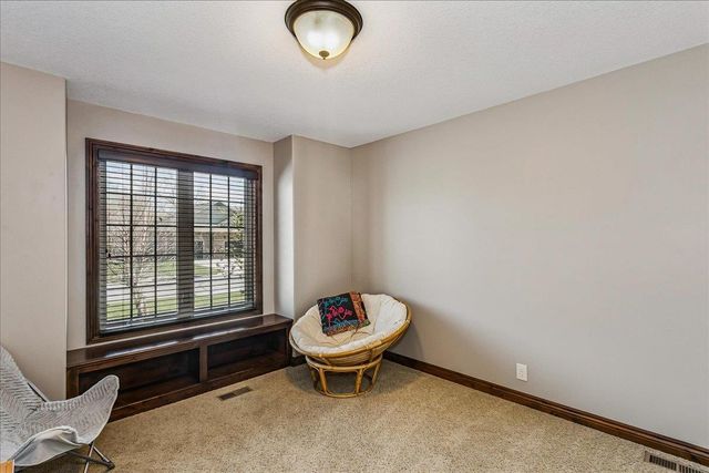 111 N City View St, Wichita, KS 67235