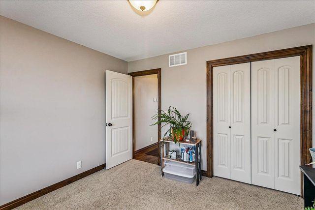 111 N City View St, Wichita, KS 67235