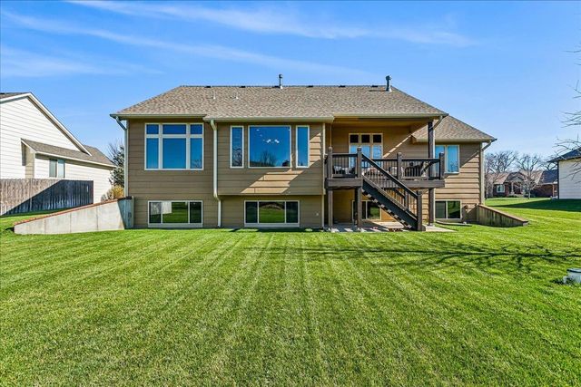 111 N City View St, Wichita, KS 67235