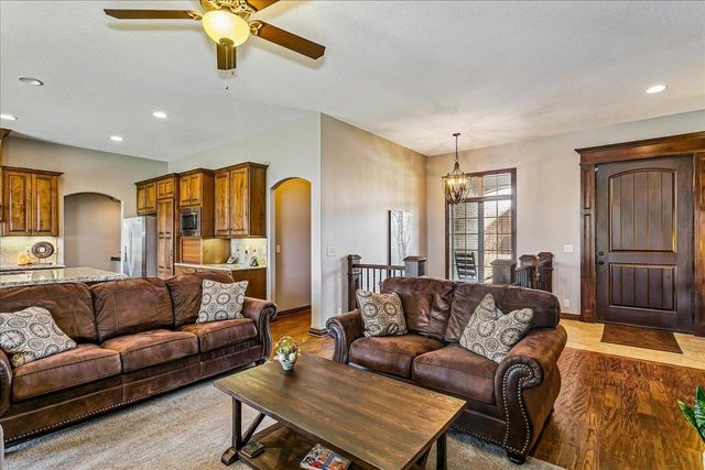 111 N City View St, Wichita, KS 67235