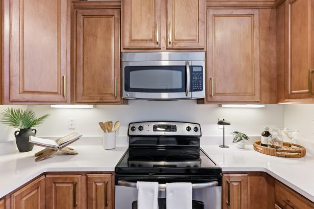 816 Hemingway Circle, Summerville, SC 29483
