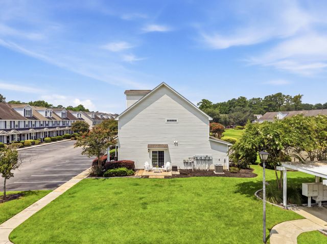 816 Hemingway Circle, Summerville, SC 29483
