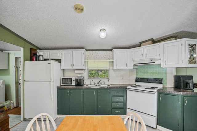 5567 Sparta Pike # B, Watertown, TN 37184
