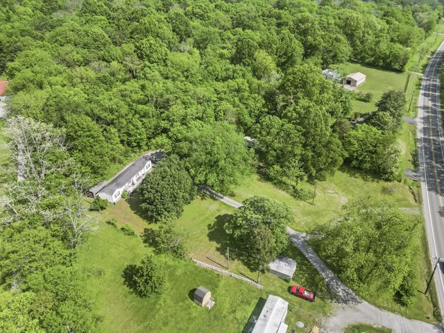 5567 Sparta Pike # B, Watertown, TN 37184