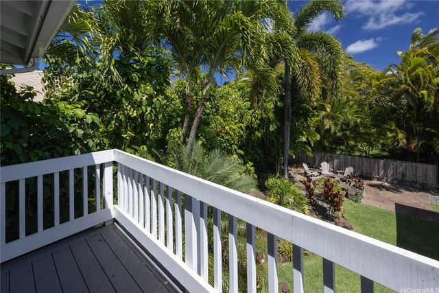 409 Wanaao Road, Kailua, HI 96734