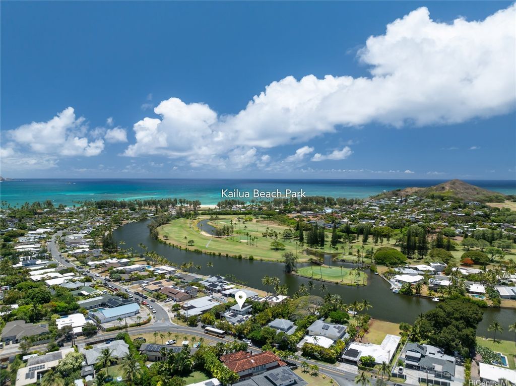 409 Wanaao Road, Kailua, HI 96734