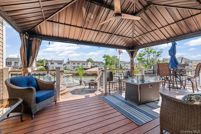 2968 Islip Court, Wantagh, NY 11793