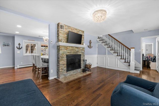 2968 Islip Court, Wantagh, NY 11793
