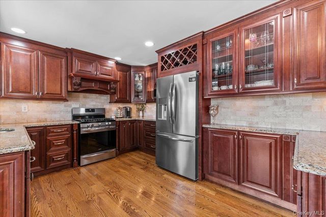 2968 Islip Court, Wantagh, NY 11793