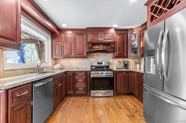 2968 Islip Court, Wantagh, NY 11793