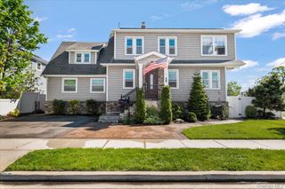 2968 Islip Court, Wantagh, NY 11793