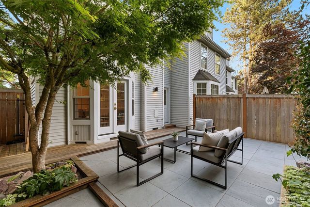 10273 NE 129th Lane, Kirkland, WA 98034