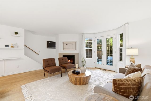 10273 NE 129th Lane, Kirkland, WA 98034