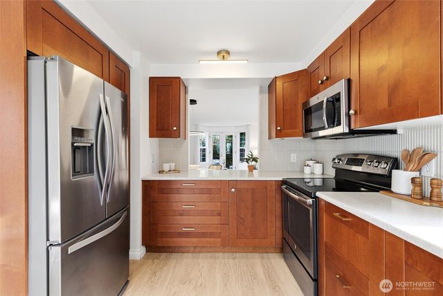 10273 NE 129th Lane, Kirkland, WA 98034