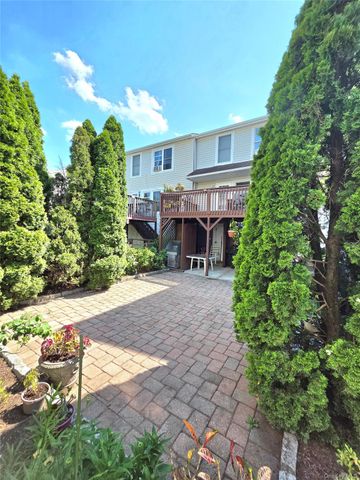 667 Plaza Avenue, Mamaroneck, NY 10543