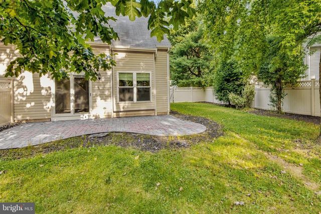 69 MEADOWS DR, Glassboro, NJ 08028