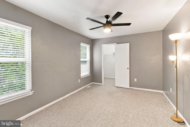 69 MEADOWS DR, Glassboro, NJ 08028
