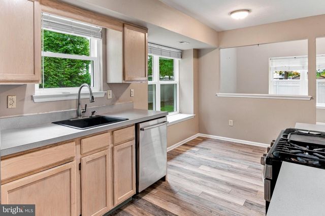 69 MEADOWS DR, Glassboro, NJ 08028