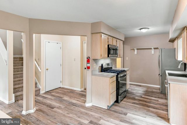 69 MEADOWS DR, Glassboro, NJ 08028
