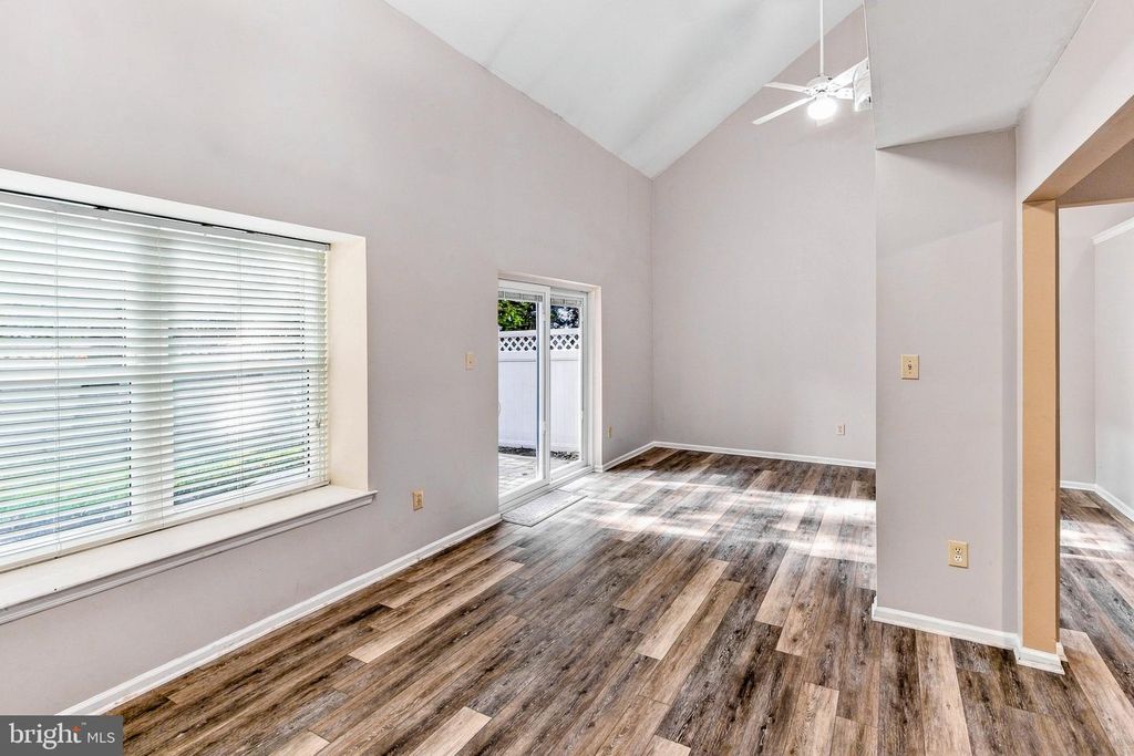 69 MEADOWS DR, GLASSBORO, NJ 08028 — photo 5