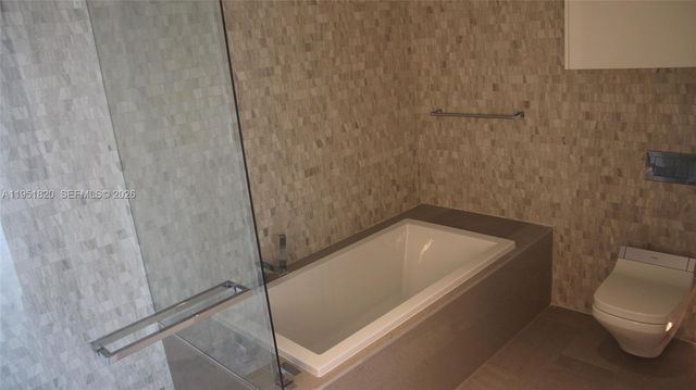 68 SE 6TH STREET 2308, Miami, FL 33131