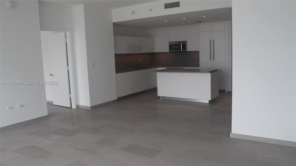 68 SE 6TH STREET 2308, Miami, FL 33131