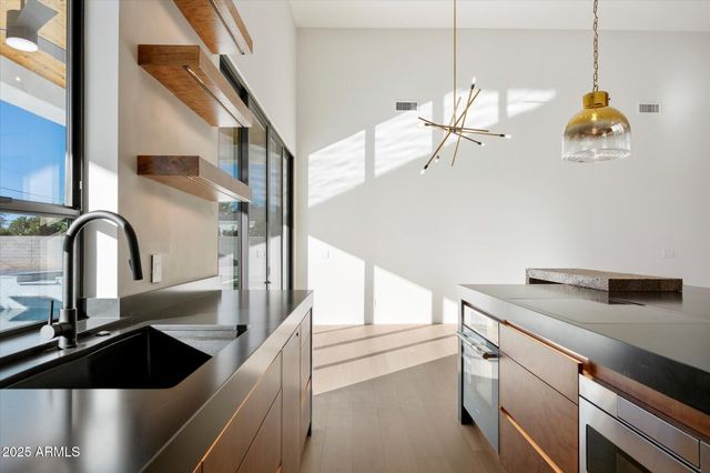 11420 N Scottsdale Road, Scottsdale, AZ 85254