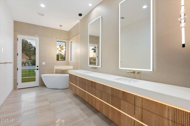 11420 N Scottsdale Road, Scottsdale, AZ 85254