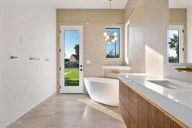 11420 N Scottsdale Road, Scottsdale, AZ 85254