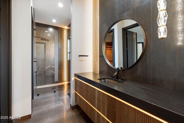 11420 N Scottsdale Road, Scottsdale, AZ 85254