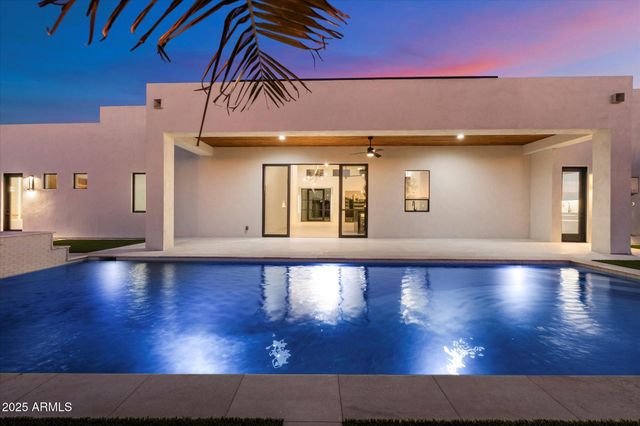 11420 N Scottsdale Road, Scottsdale, AZ 85254