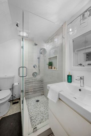 1 Melrose St. 1, Boston, MA 02116