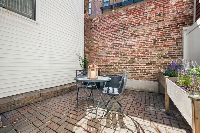 1 Melrose St. 1, Boston, MA 02116