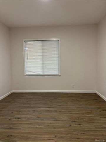 2421 Concord Street, Flint, MI 48504