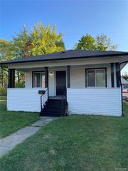 2421 Concord Street, Flint, MI 48504