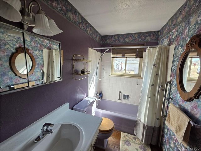 8840 Niwot Rd, Niwot, CO 80503