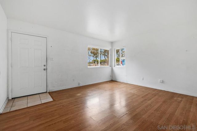 75 CLAIREMONT MESA BLVD, San Diego, CA 92117