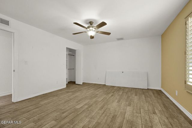 5302 Whispering Wind Drive, Clint, TX 79938