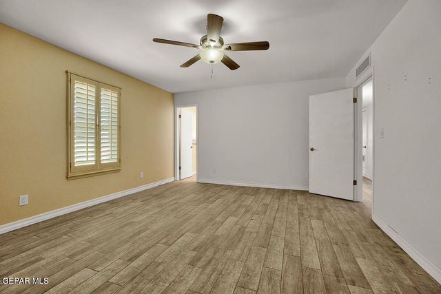 5302 Whispering Wind Drive, Clint, TX 79938