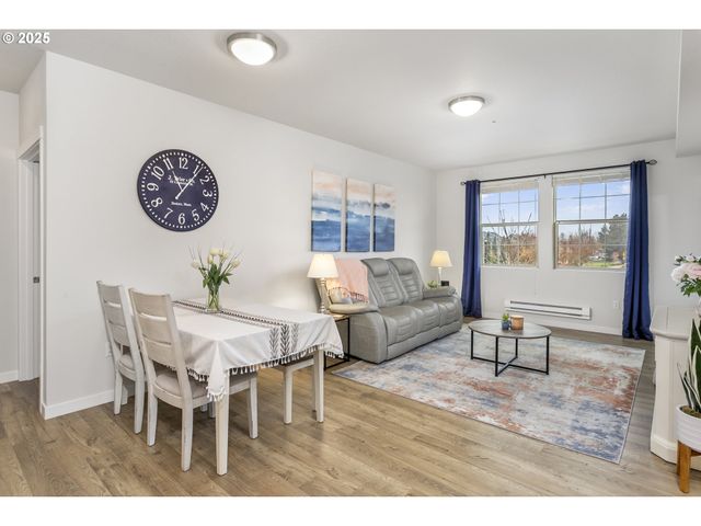 11715 Sw VALENCIA Ln 202, Wilsonville, OR 97070