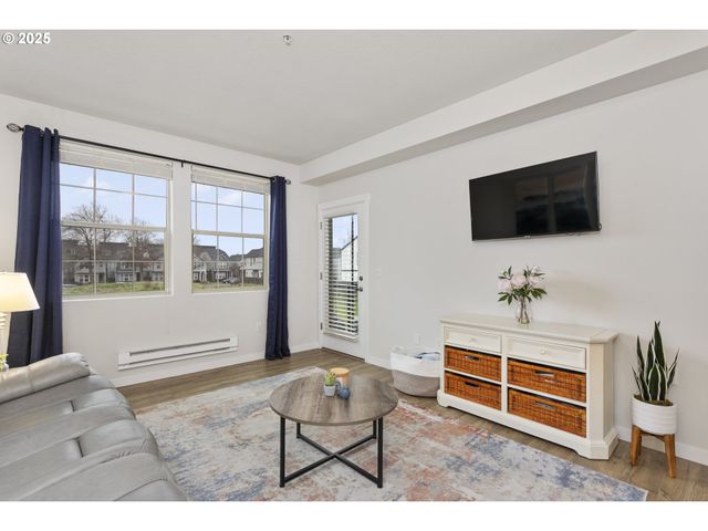 11715 Sw VALENCIA Ln 202, Wilsonville, OR 97070