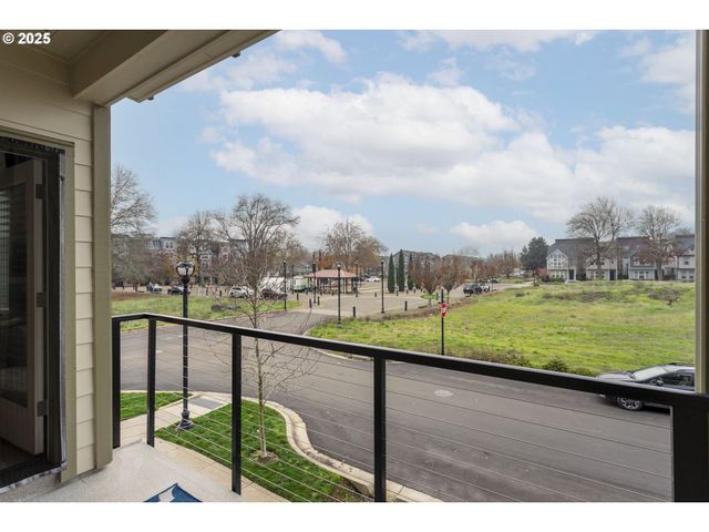 11715 Sw VALENCIA Ln 202, Wilsonville, OR 97070