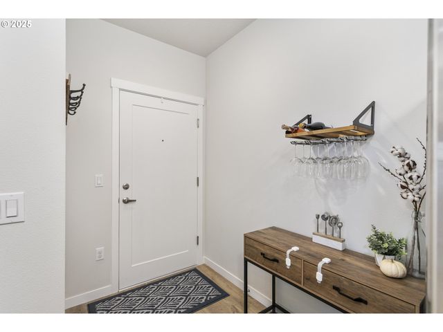 11715 Sw VALENCIA Ln 202, Wilsonville, OR 97070