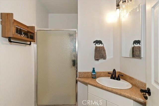 370 Weisshorn, Crestline, CA 92325