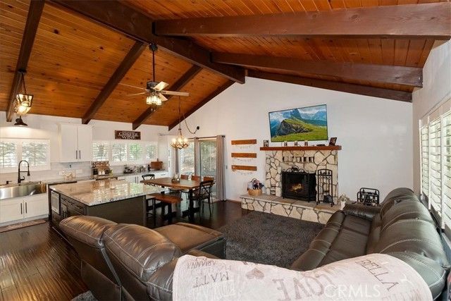 370 Weisshorn, Crestline, CA 92325