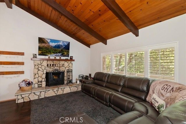 370 Weisshorn, Crestline, CA 92325